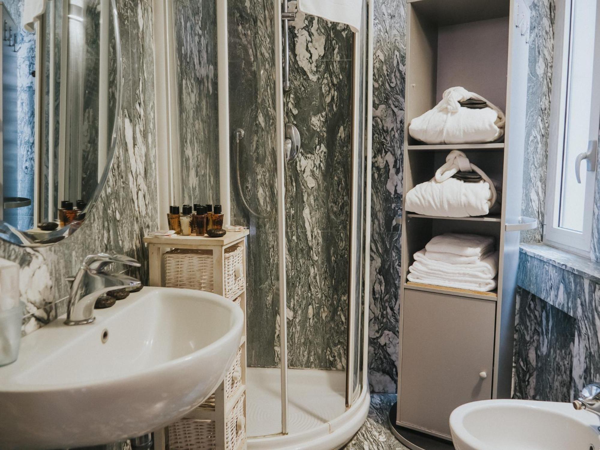 Prestige Boutique Homes - San Babila ميلان المظهر الخارجي الصورة